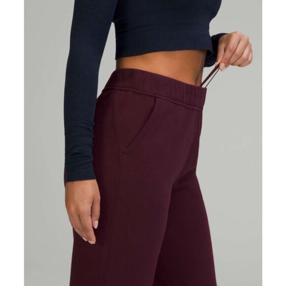 ❄️SOLD❄️ LULULEMON Relaxed High-Rise Joggers Cassis Burgundy Cotton Terry Size 8 - Picture 3 of 12